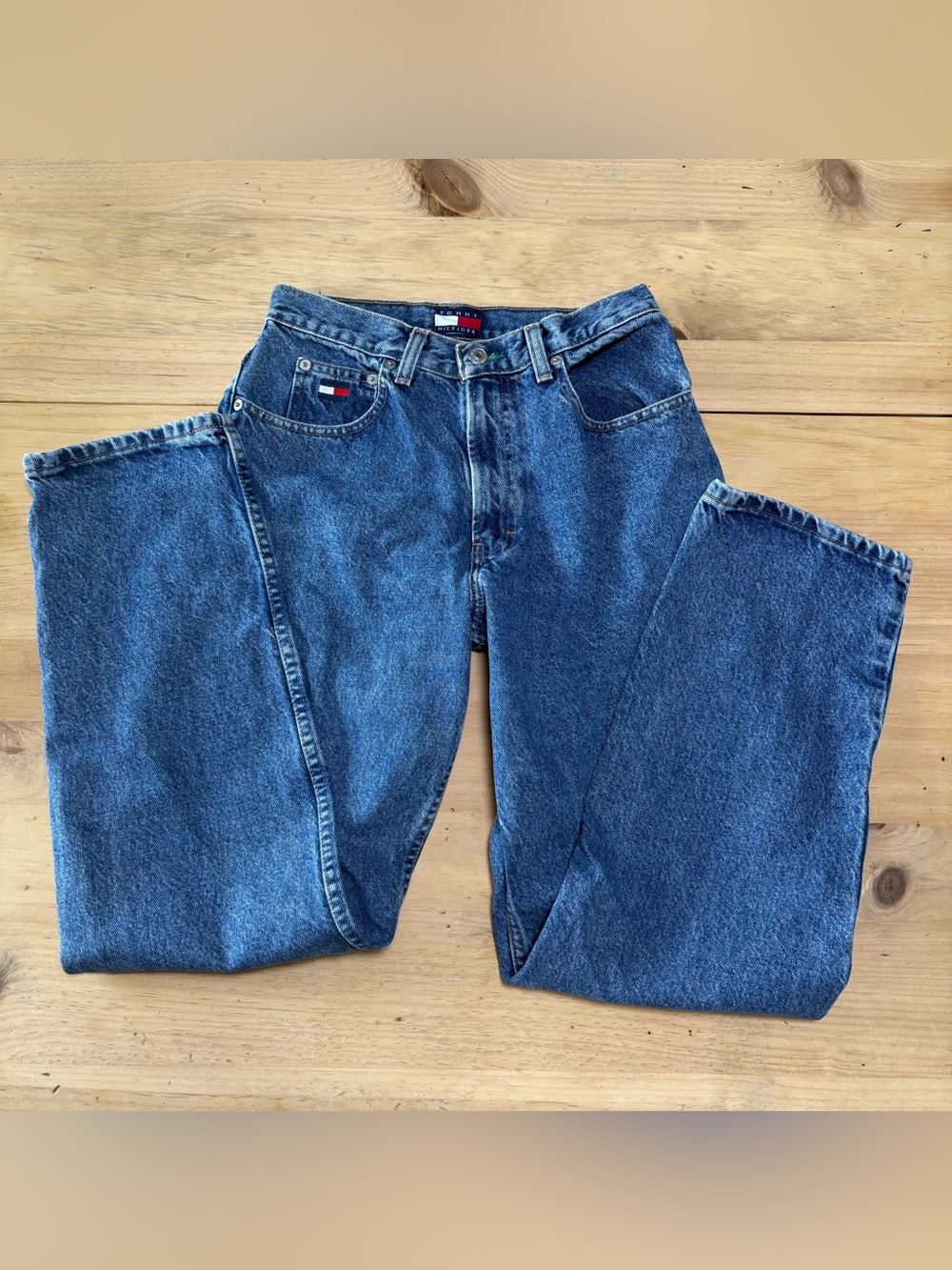 Vintage 90s Tommy Hilfiger woman’s Dark Blue Relaxed Fit Jeans